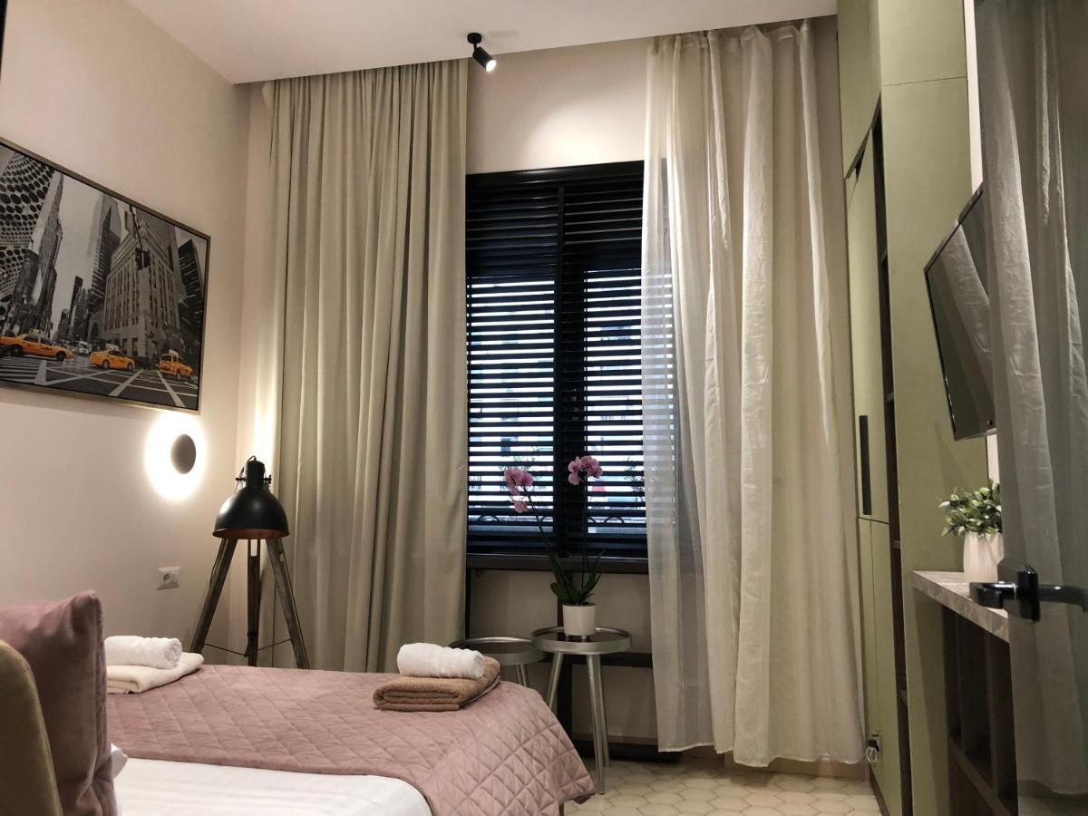 Urban Stay Tirana Deluxe 外观 照片