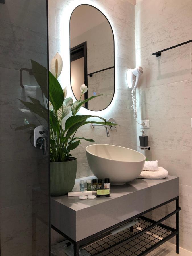Urban Stay Tirana Deluxe 外观 照片